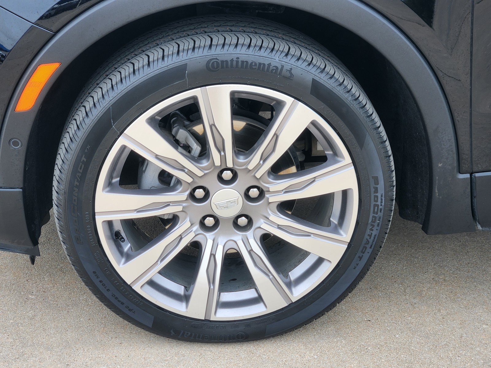 Certified 2023 Cadillac XT4 Premium Luxury w/ Enhanced Visibility Package FWD image 28