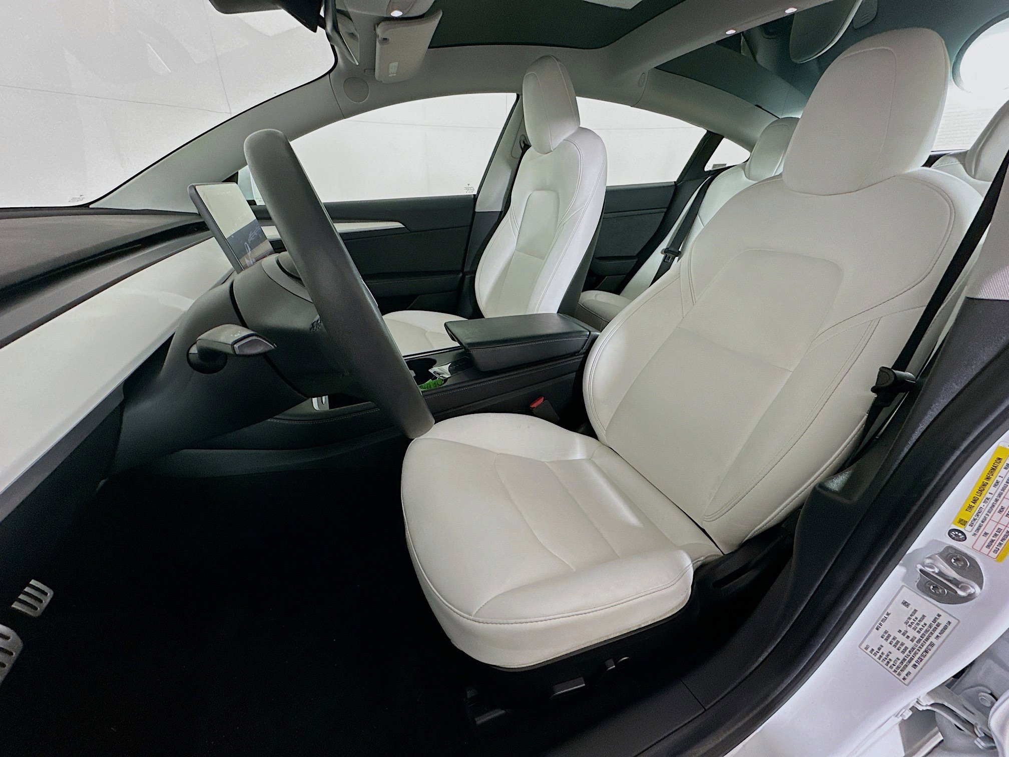 Used 2021 Tesla Model 3 Performance image 13