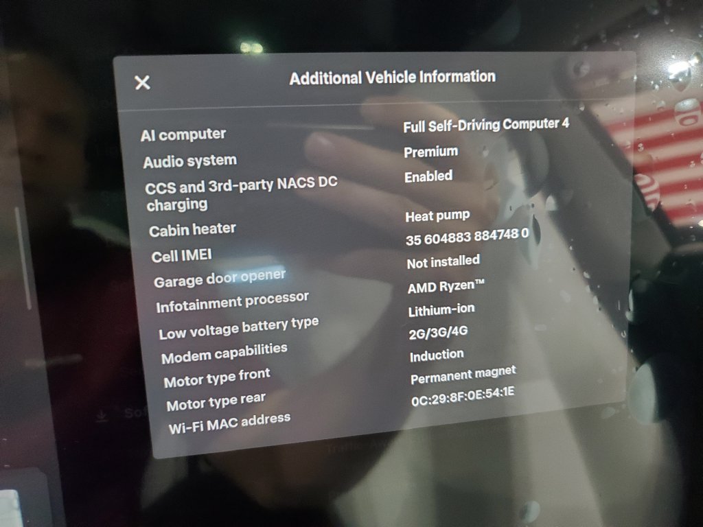 Used 2024 Tesla Model Y Long Range AWD/4WD image 51