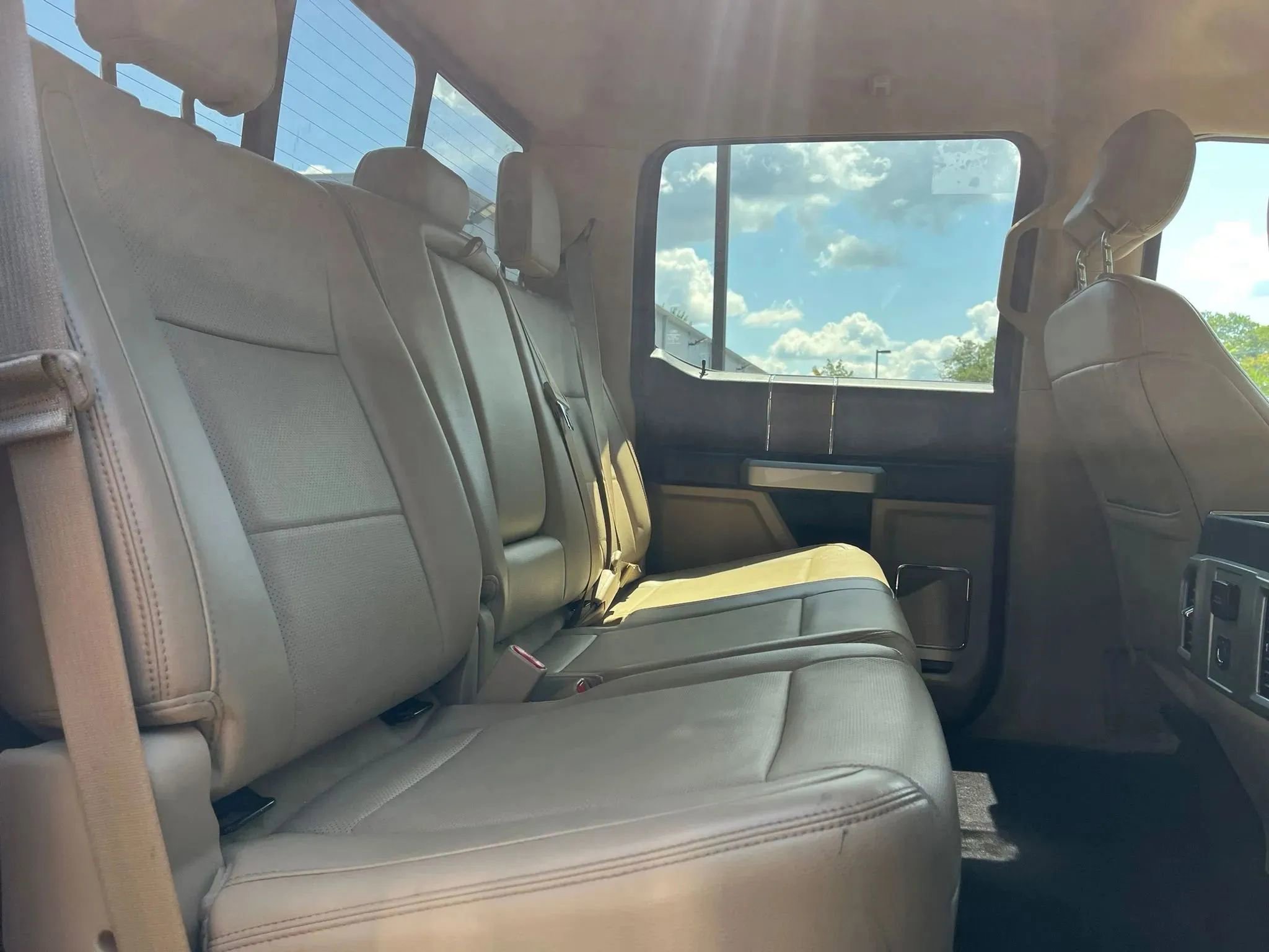 Used 2016 Ford F150 Lariat w/ Equipment Group 501A Mid image 21