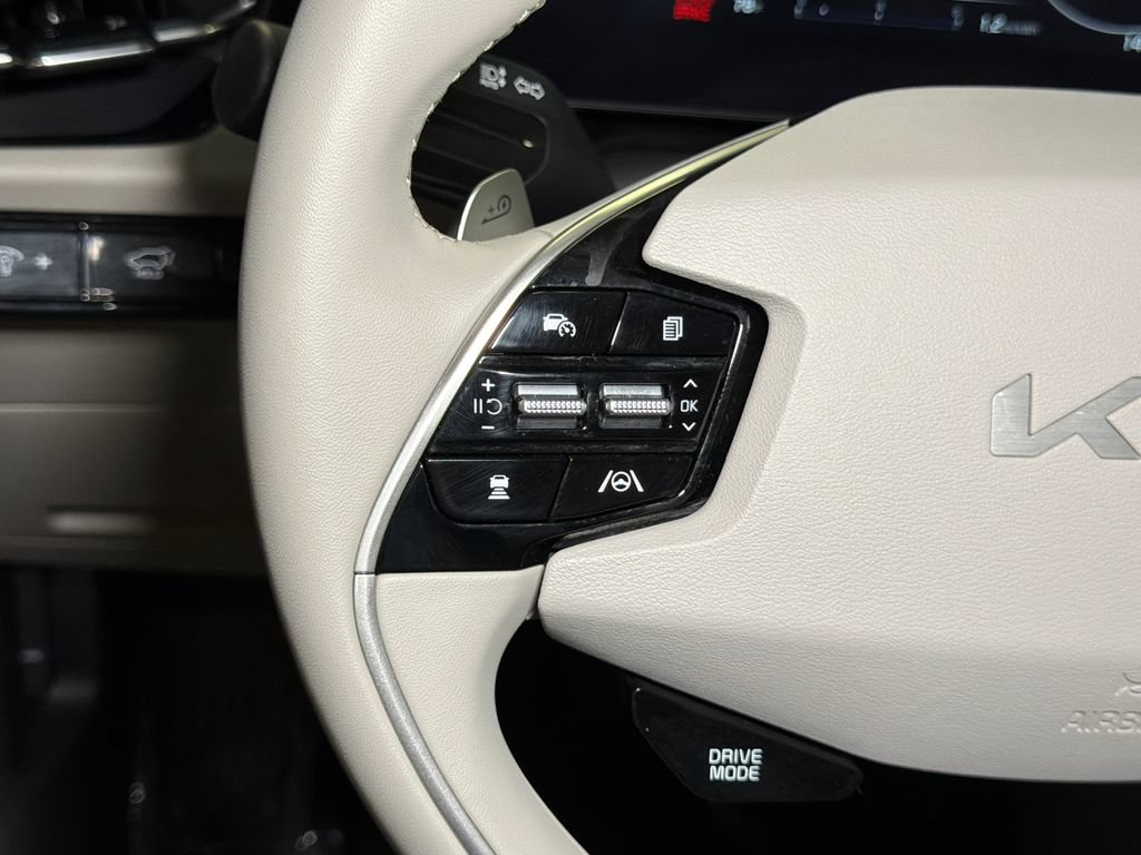 Certified 2023 Kia Niro Wind FWD image 32