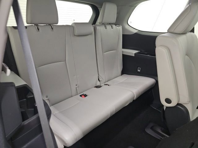 Certified 2024 Toyota Grand Highlander XLE image 36