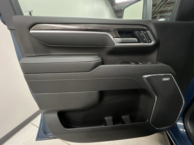 New 2026 Chevrolet Silverado 2500 LTZ w/ Trail Boss Package AWD/4WD image 24
