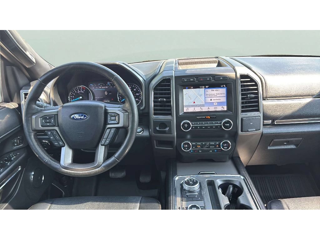Used 2019 Ford Expedition XLT w/ Equipment Group 202A AWD/4WD image 17