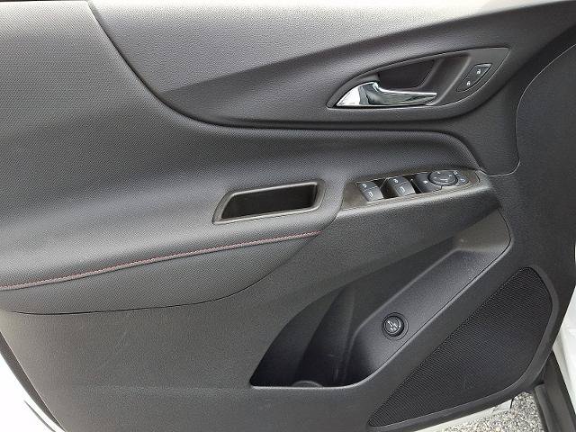 Certified 2023 Chevrolet Equinox RS AWD/4WD image 13