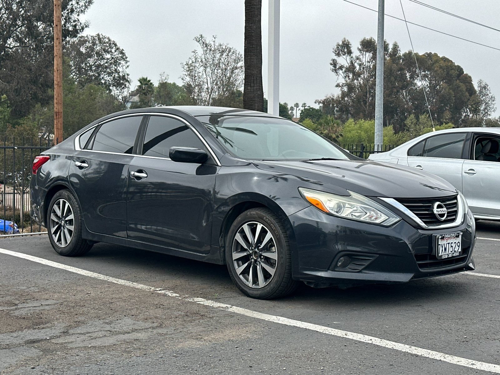 Used 2017 Nissan Altima 2.5 SV FWD image 4