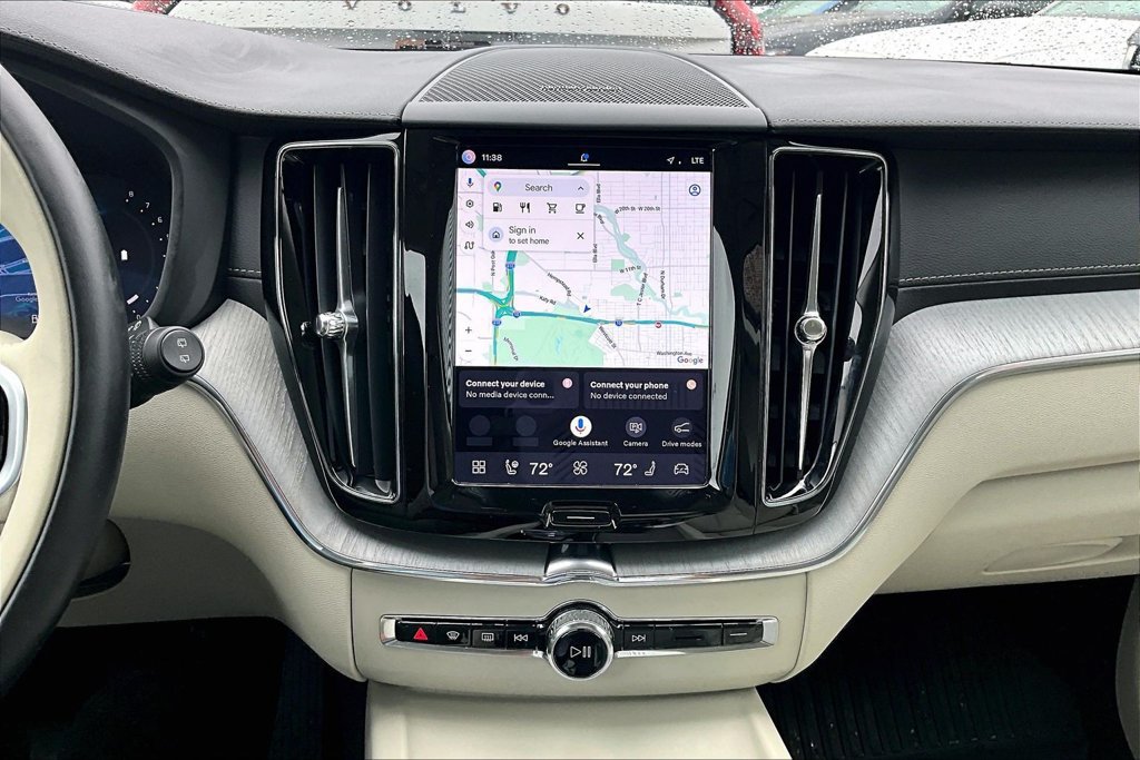 Certified 2025 Volvo XC60 B5 Ultra w/ Protection Package Premier AWD/4WD image 41
