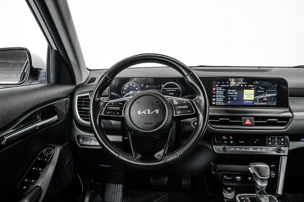 Used 2024 Kia Seltos EX image 14