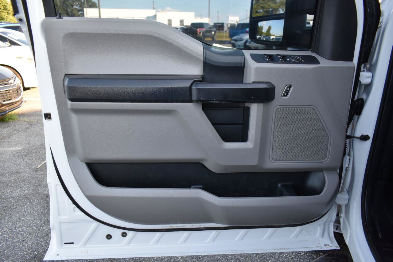 Used 2019 Ford F250 XL w/ Power Equipment Group AWD/4WD image 29