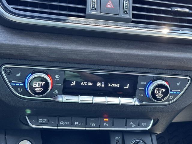 Used 2024 Audi Q5 2.0T Prestige w/ Prestige Package image 38