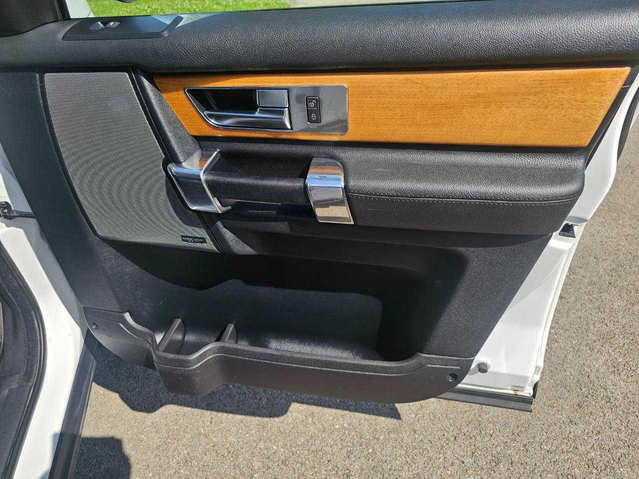 Used 2013 Land Rover LR4 HSE LUX AWD/4WD image 18