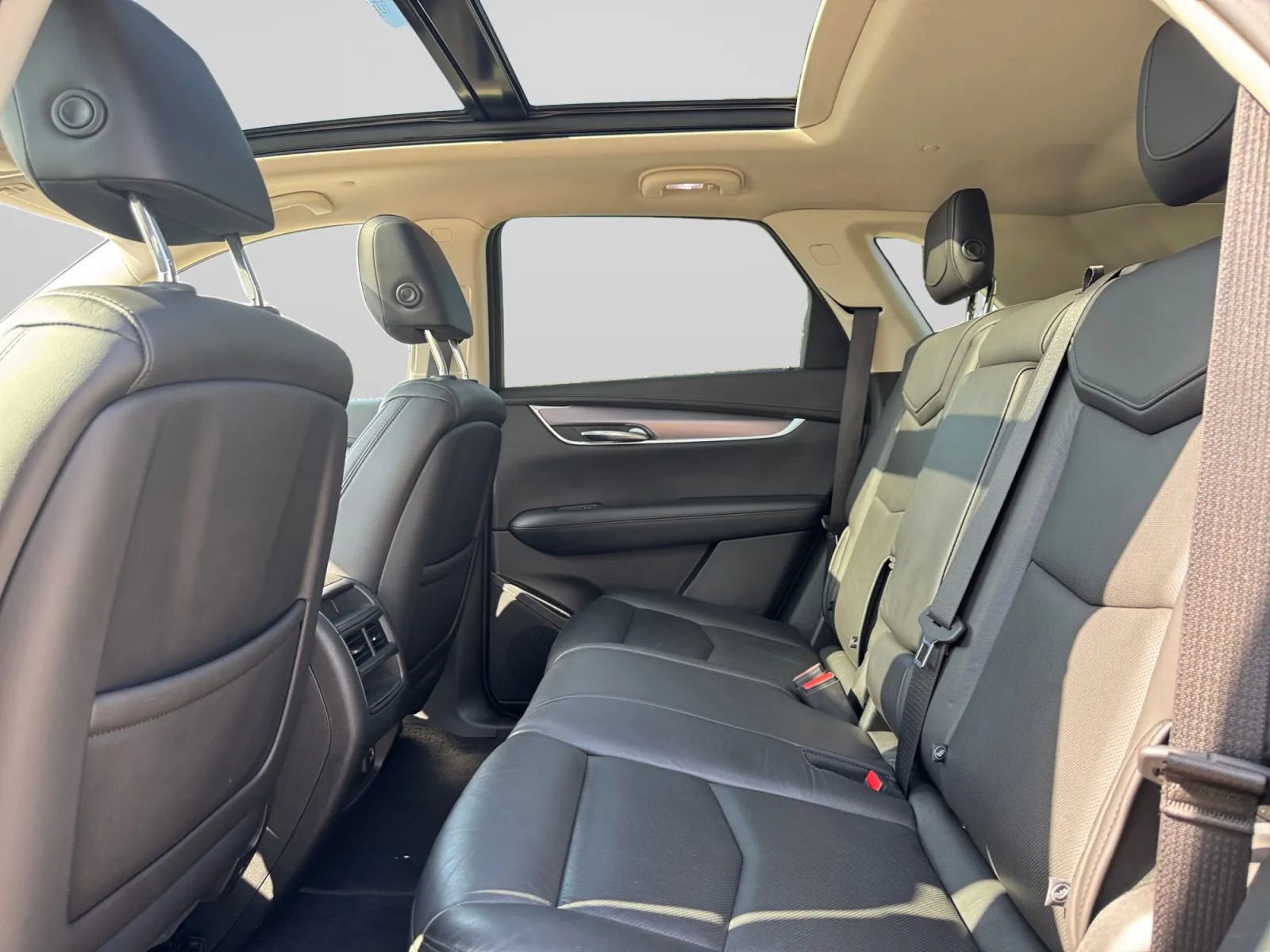 Used 2019 Cadillac XT5 Luxury image 28