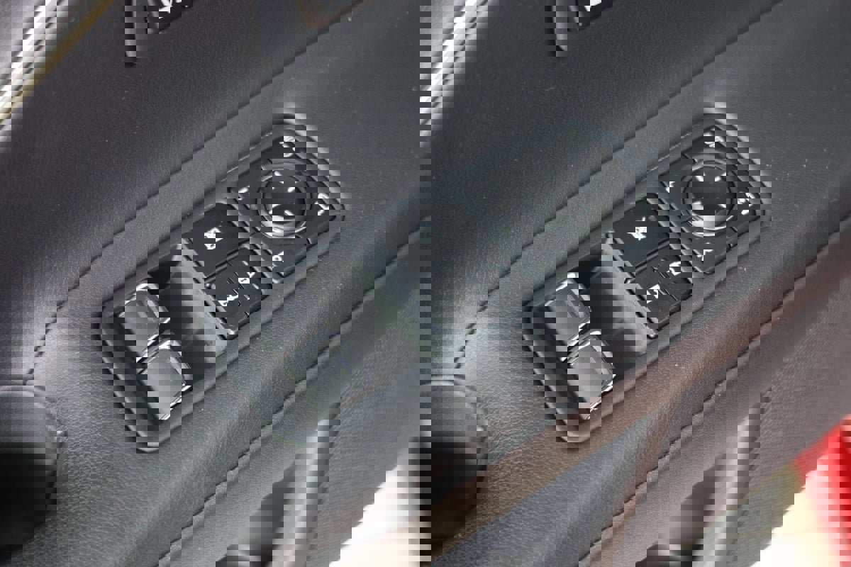 Used 2018 Lexus LC 500 Coupe w/ Performance Package image 22