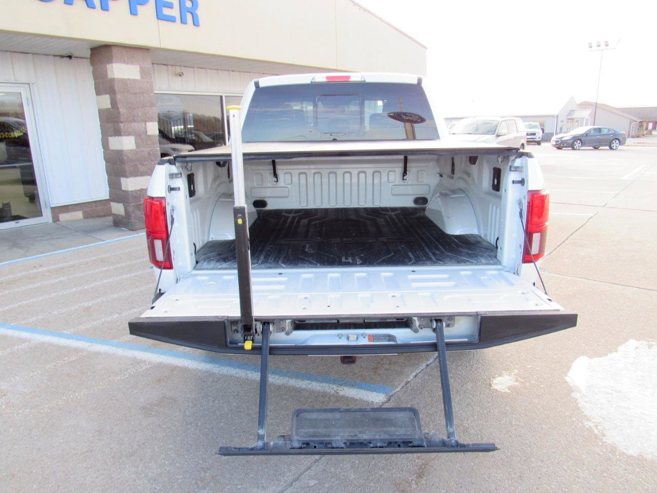 Used 2019 Ford F150 Platinum w/ Equipment Group 701A Luxury image 45