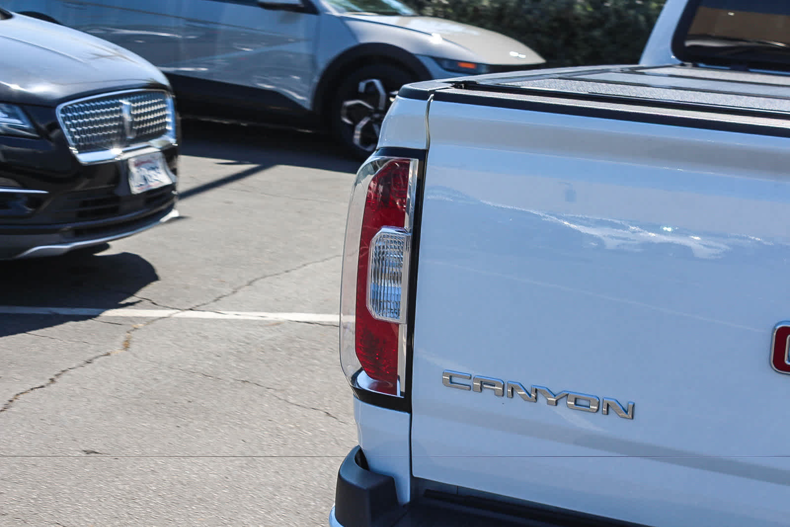 Used 2020 GMC Canyon Denali AWD/4WD image 8