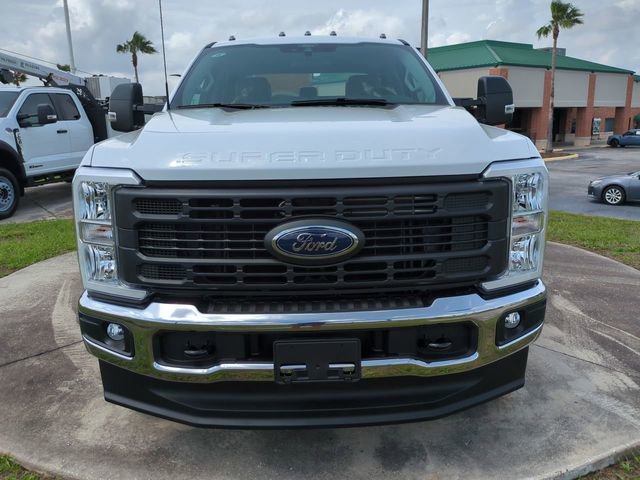 New 2026 Ford F250 XL w/ XL Chrome Package AWD/4WD image 3