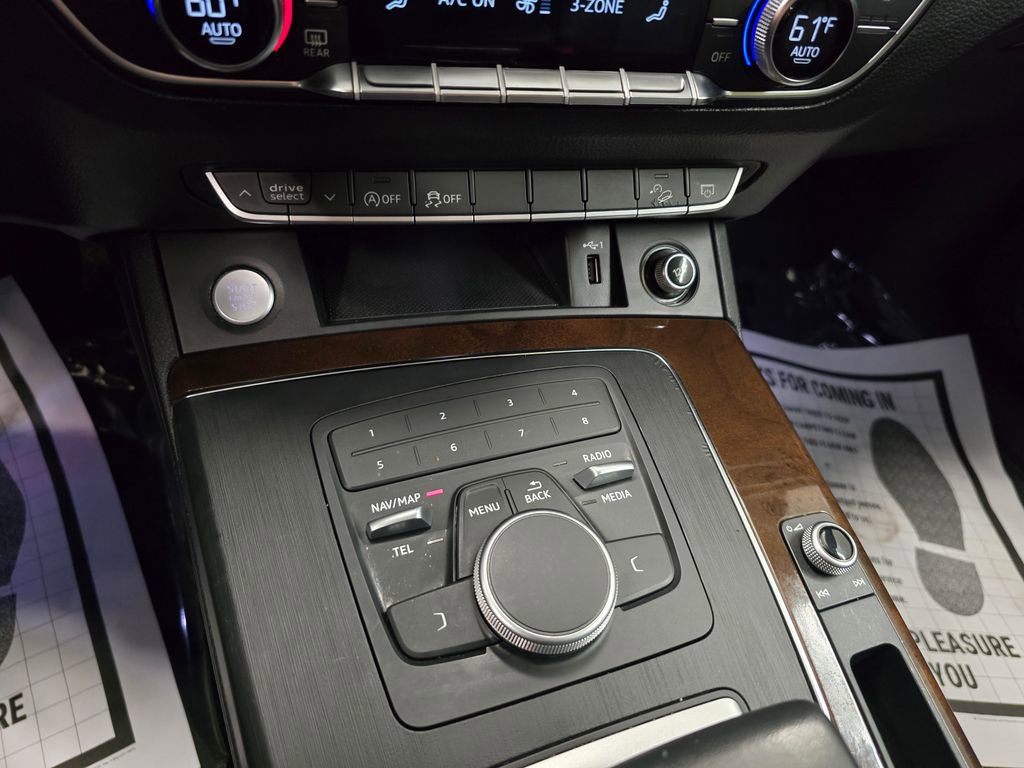 Used 2019 Audi Q5 2.0T Premium w/ Convenience Package image 27