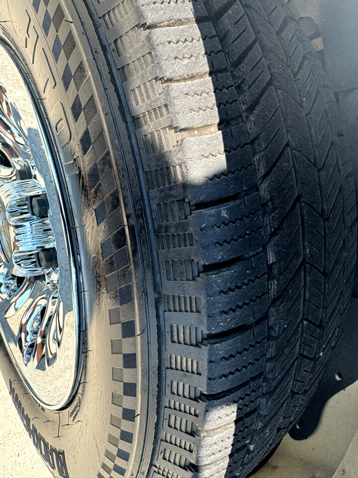 Used 2013 Chevrolet Express 1500 image 10