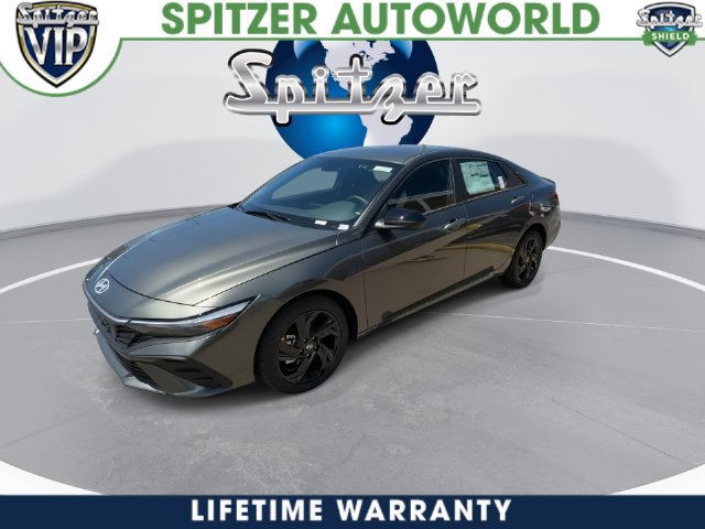New 2026 Hyundai Elantra Sport FWD image 7