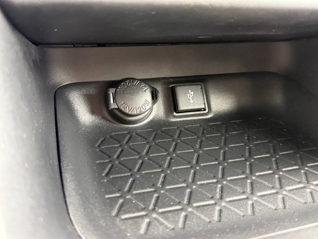Used 2021 Toyota RAV4 XLE w/ Convenience Package AWD/4WD image 27