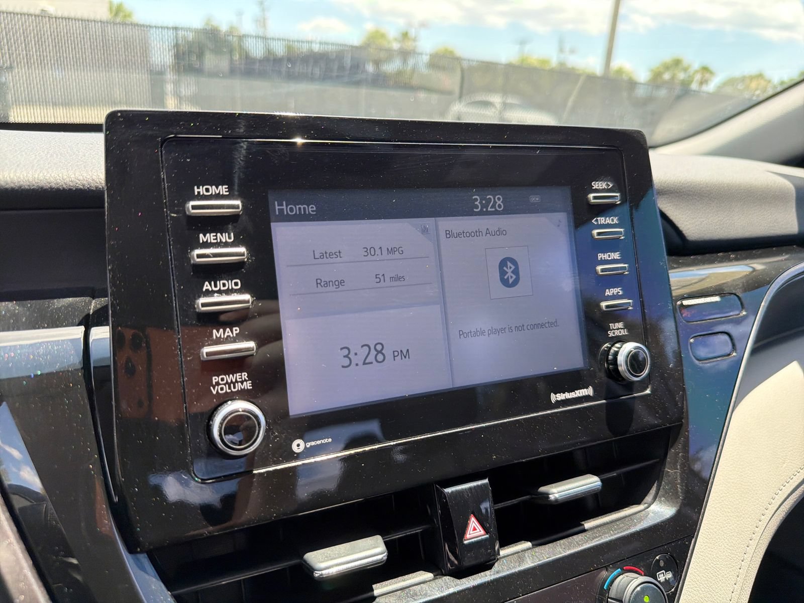 Used 2022 Toyota Camry SE w/ Convenience Package FWD image 24