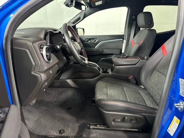 Used 2023 Chevrolet Colorado Z71 w/ Z71 Convenience Package 2 image 17