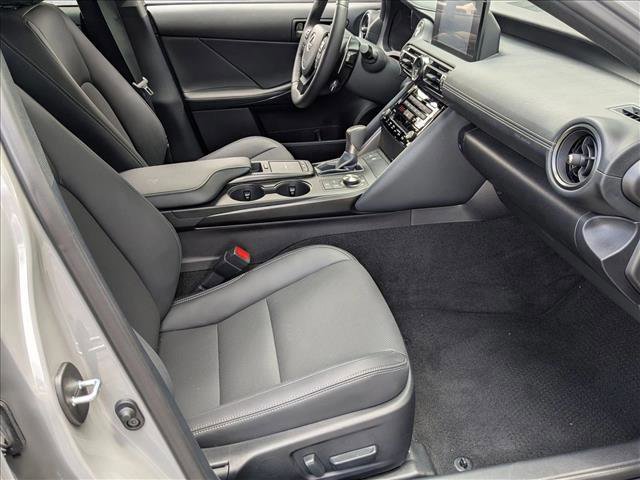 Used 2025 Lexus IS 350 F Sport RWD image 22