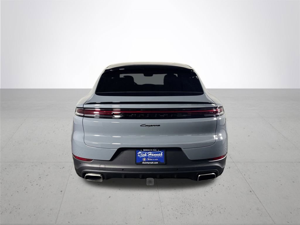 Used 2024 Porsche Cayenne Coupe w/ Premium Package Plus image 7