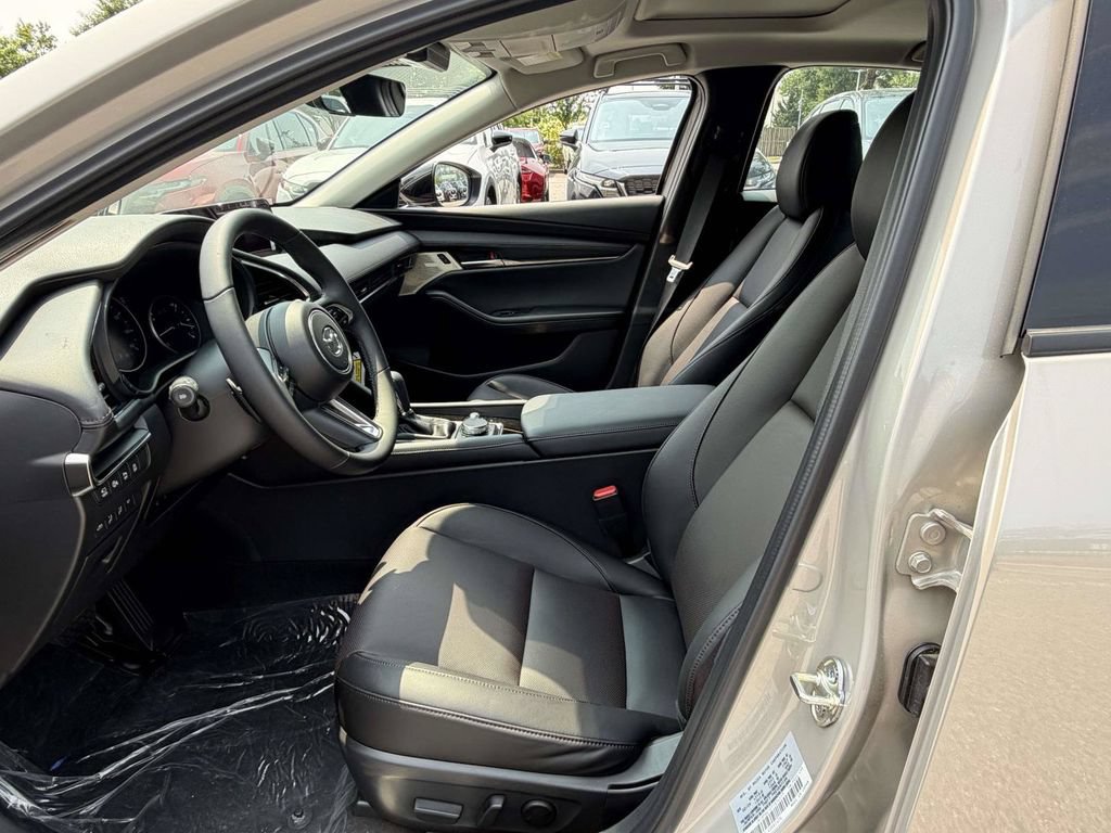 New 2026 MAZDA MAZDA3 2.5 Turbo Sedan w/Premium Plus AWD/4WD image 23