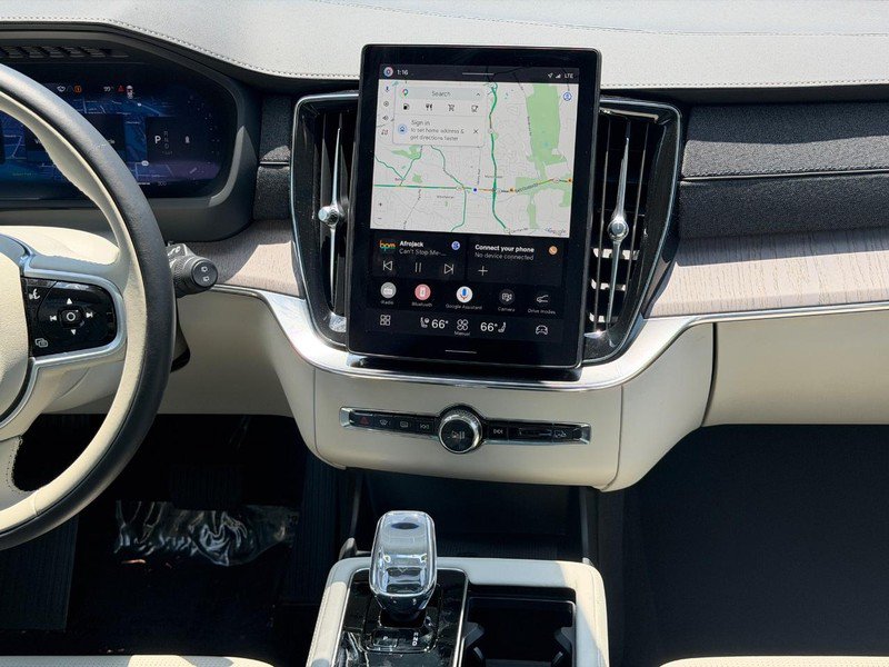 Certified 2026 Volvo XC90 B6 Ultra AWD/4WD image 15