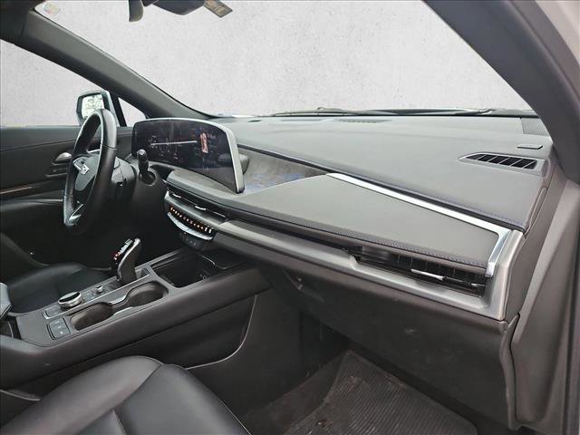 Used 2024 Cadillac XT4 Sport w/ Cold Weather Package image 20