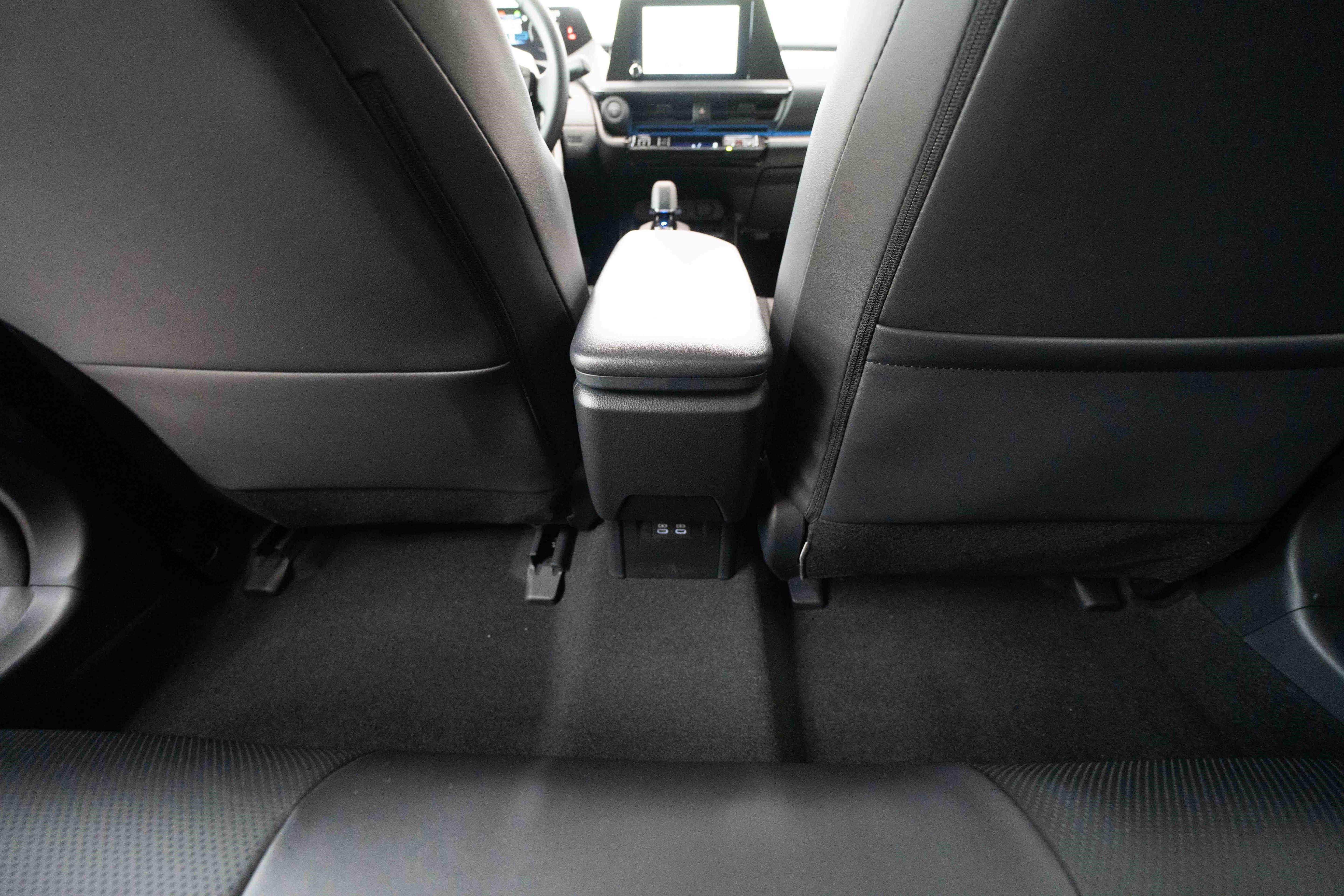 New 2026 Toyota Prius XLE image 22