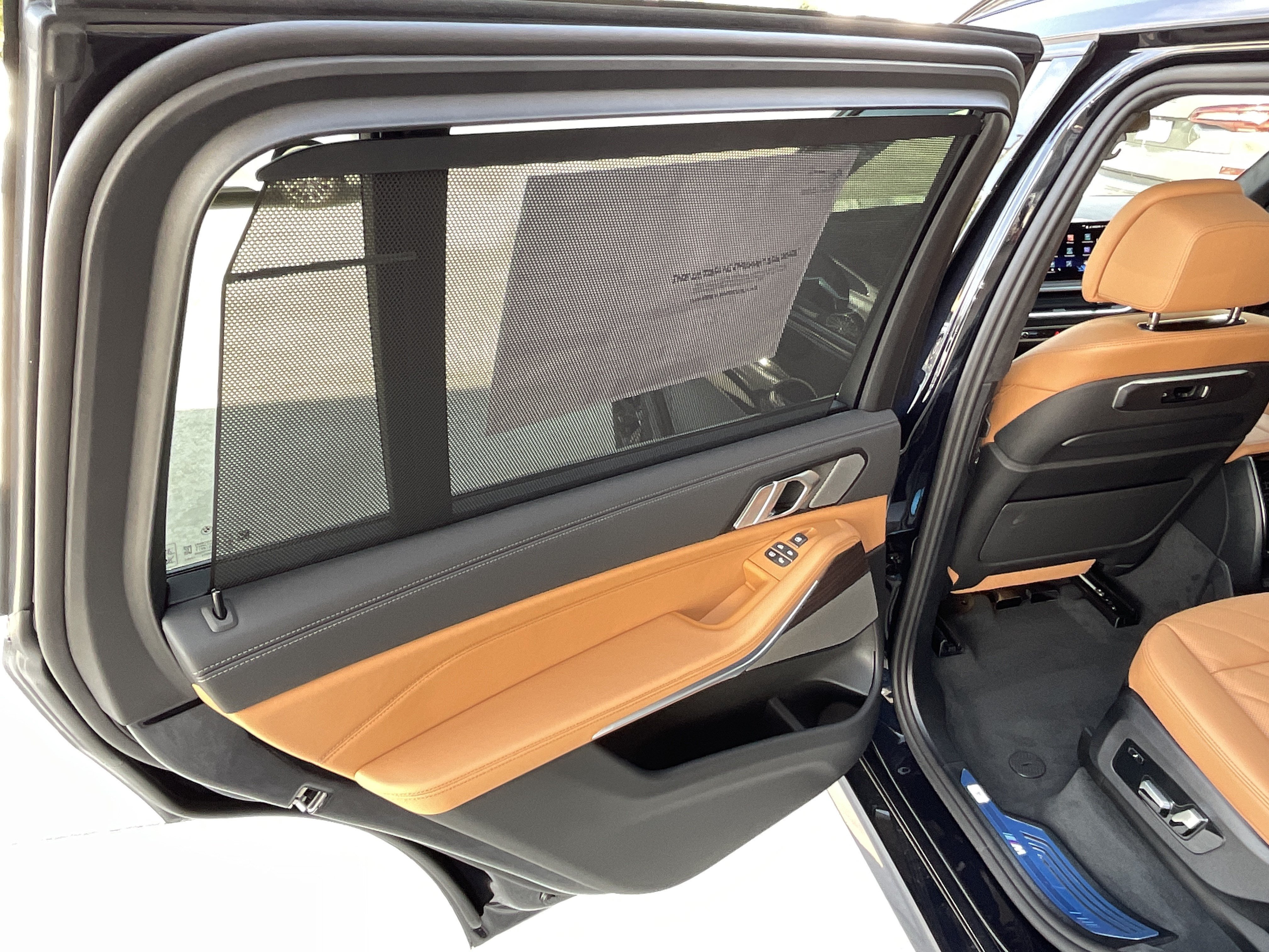 New 2027 BMW X7 xDrive40i w/ Executive Package AWD/4WD image 23