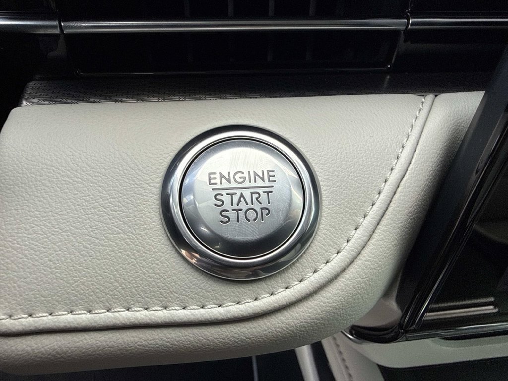 New 2026 Lincoln Nautilus Premier w/ Equipment Group 102A AWD/4WD image 28