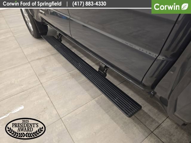 Used 2025 Toyota Tacoma Limited image 19