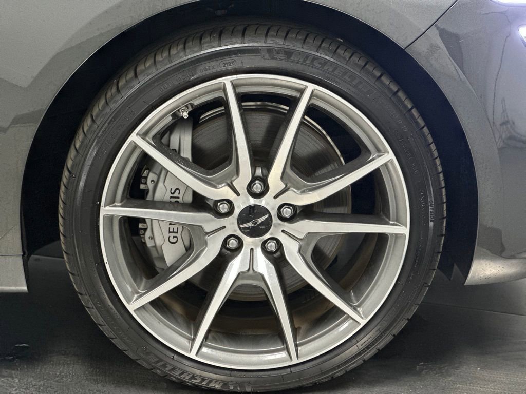 Used 2025 Genesis G70 2.5T image 27