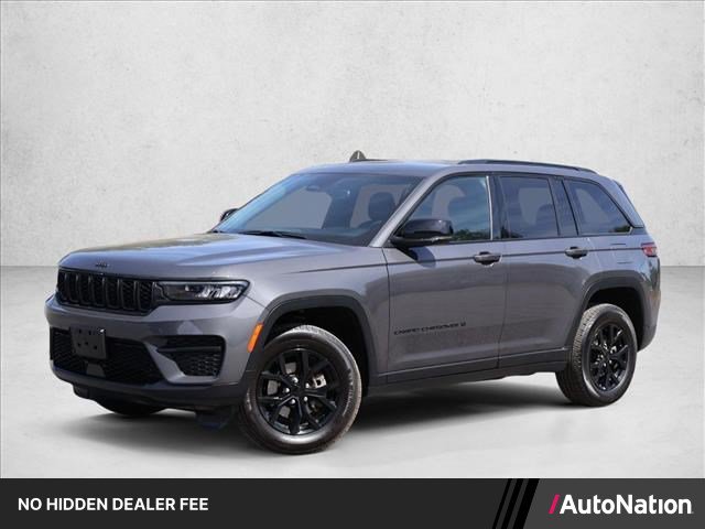 Used 2024 Jeep Grand Cherokee Altitude AWD/4WD image 1