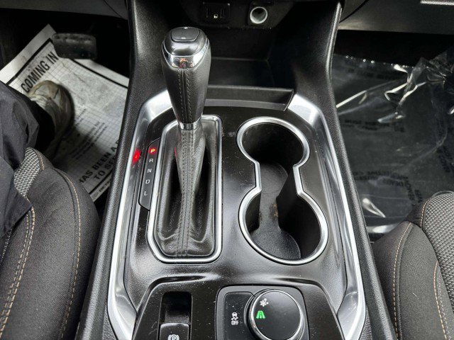 Used 2020 Chevrolet Traverse LT FWD image 31