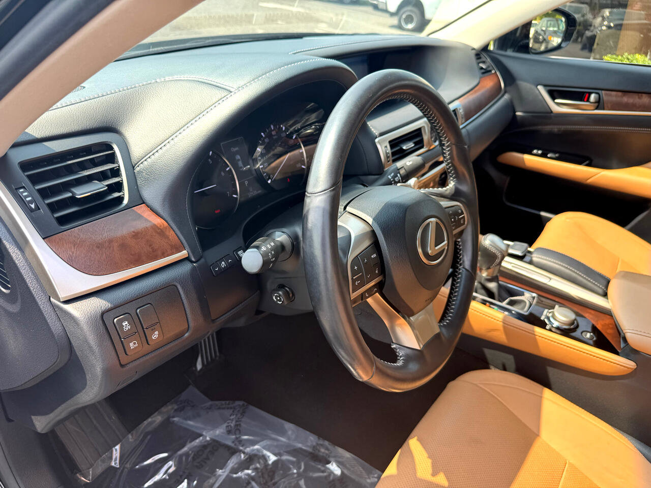 Used 2020 Lexus GS 350 AWD w/ Premium Package image 11