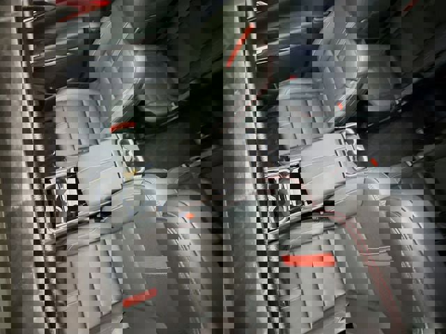 Used 2024 Chevrolet Traverse RS image 24