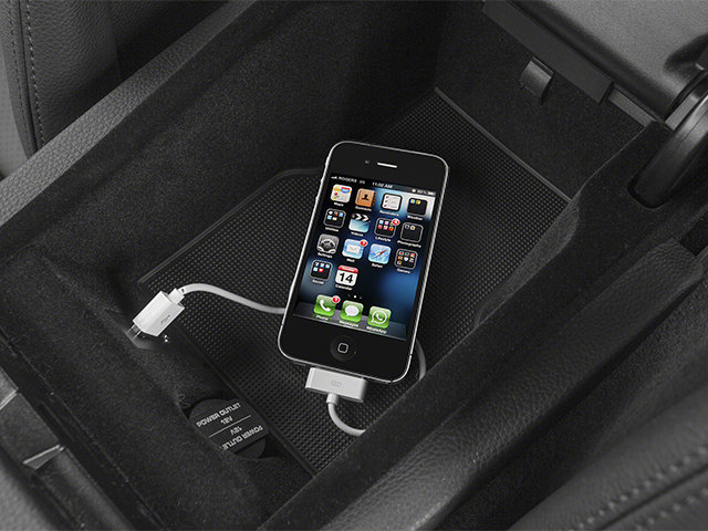 Used 2014 Porsche Panamera S image 15