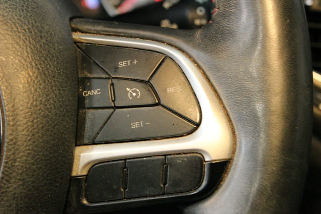 Used 2017 Jeep Compass Trailhawk w/ Leather Interior Group image 20