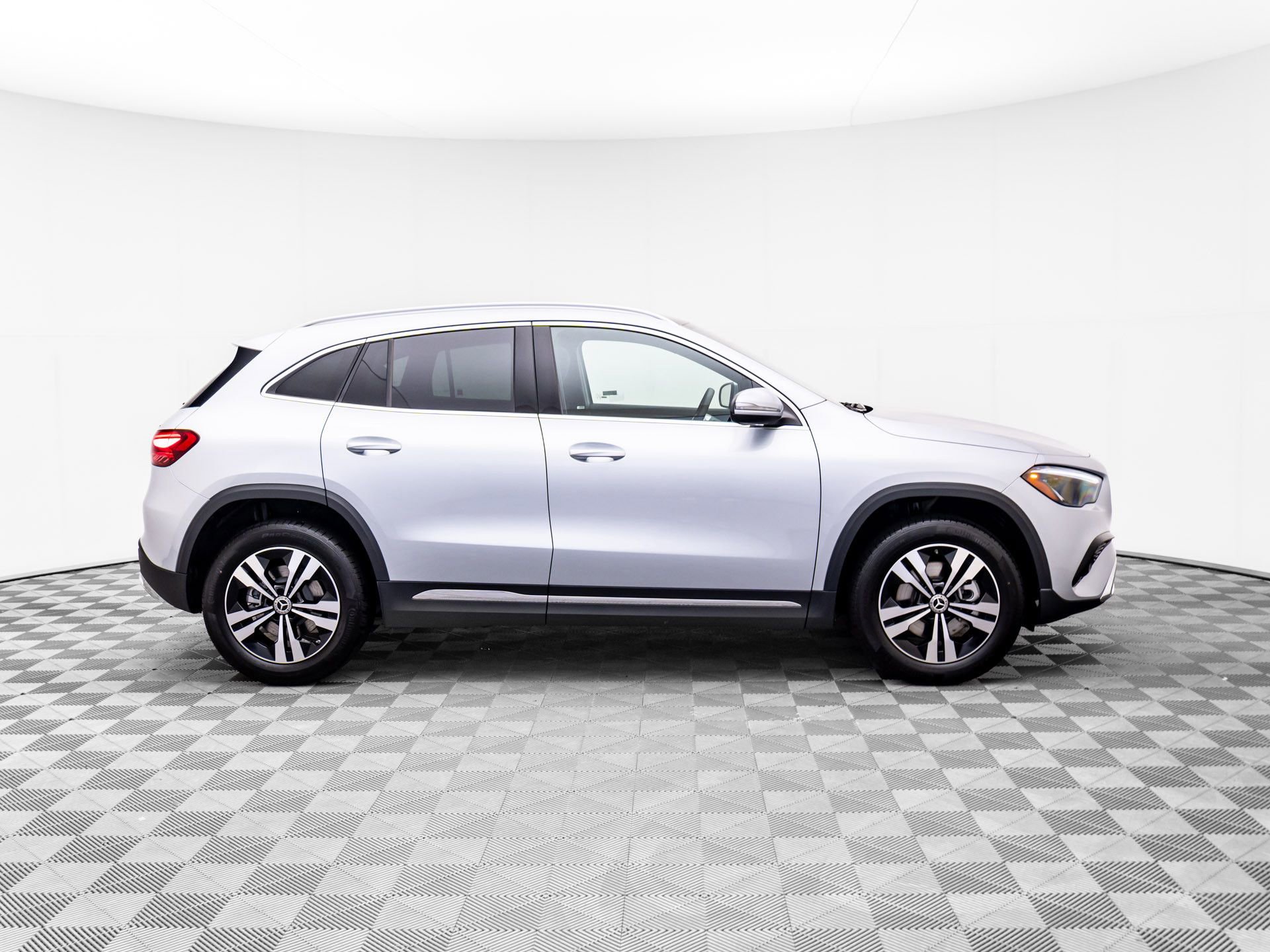 New 2026 Mercedes-Benz GLA 250 4MATIC image 7