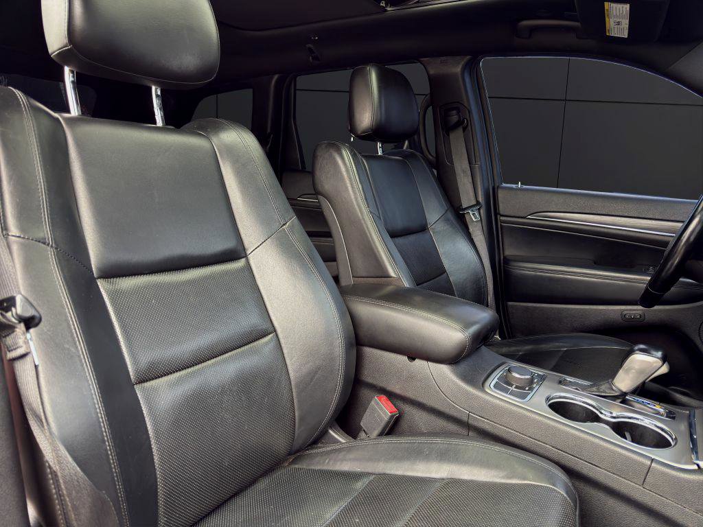 Used 2021 Jeep Grand Cherokee Limited w/ Luxury Group II image 14