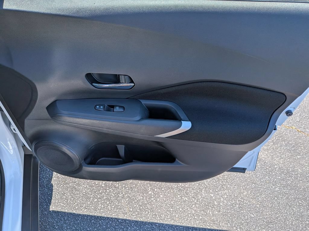 Used 2023 Nissan Kicks SV FWD image 29