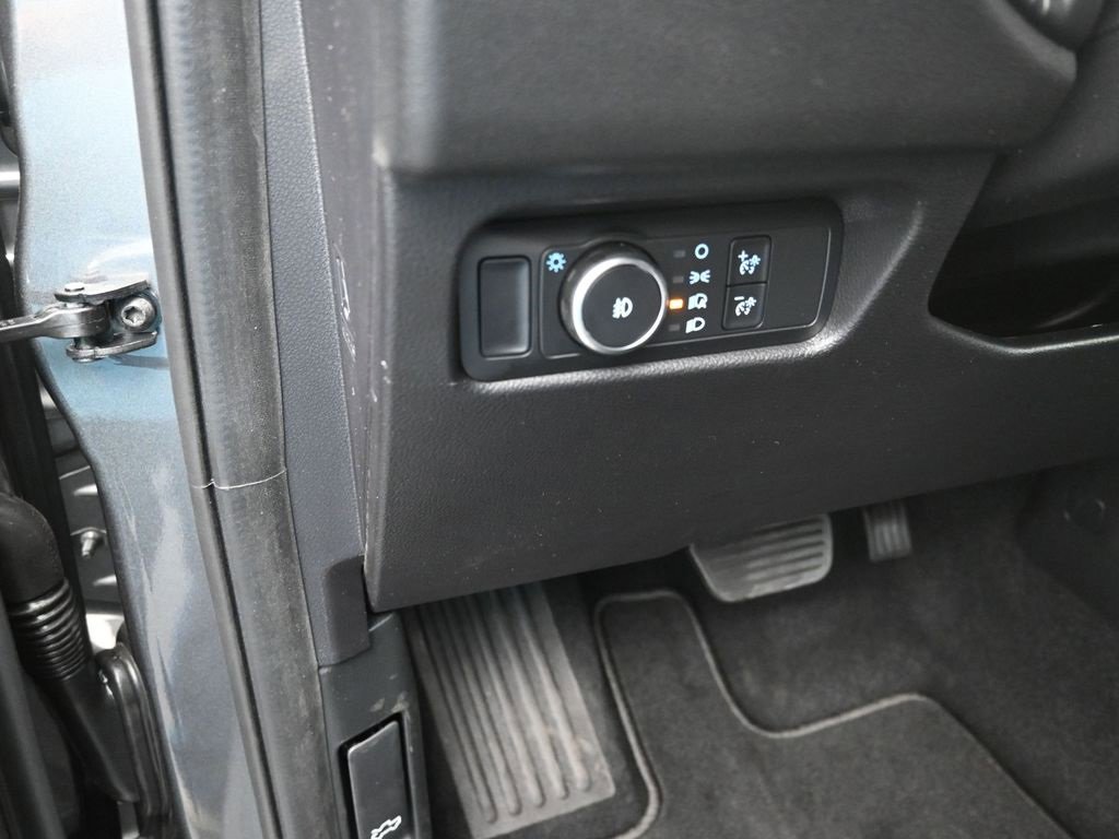 Used 2025 Ford Ranger XLT w/ FX4 Off-Road Package image 13