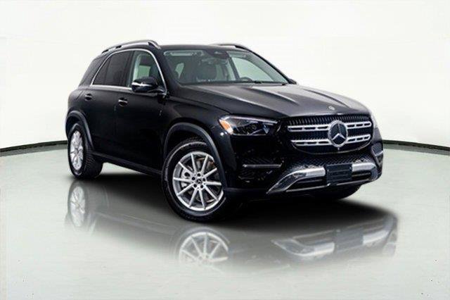 Used 2024 Mercedes-Benz GLE 450 4MATIC w/ Winter Package image 3