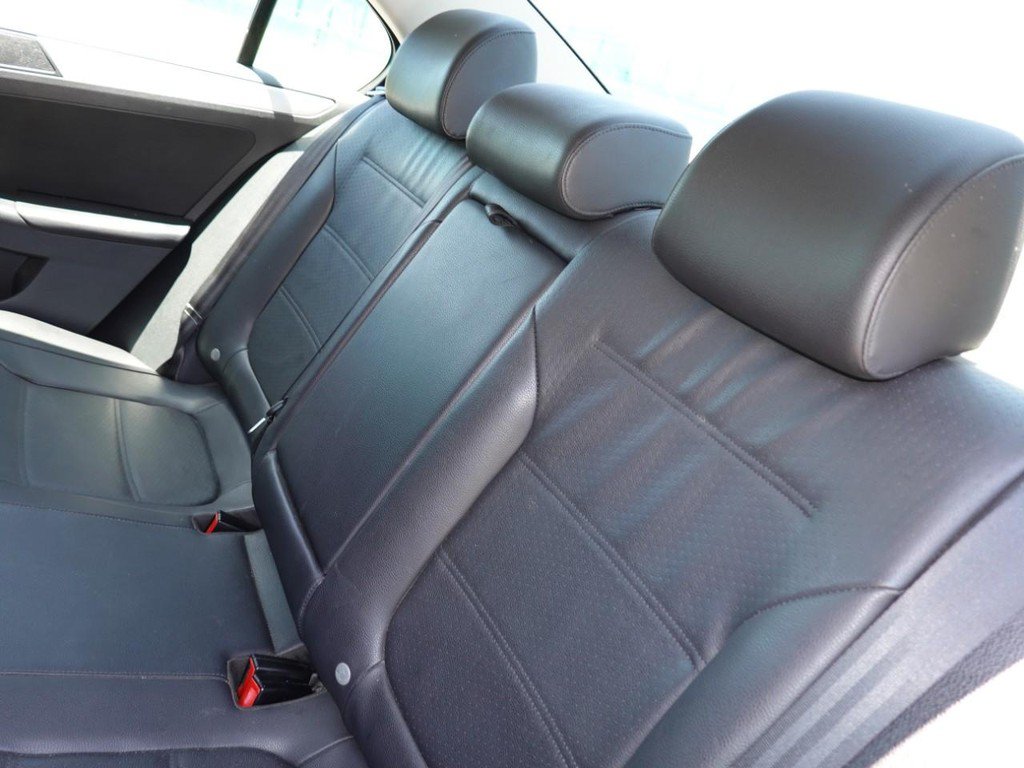 Used 2013 Volkswagen Jetta SE FWD image 18