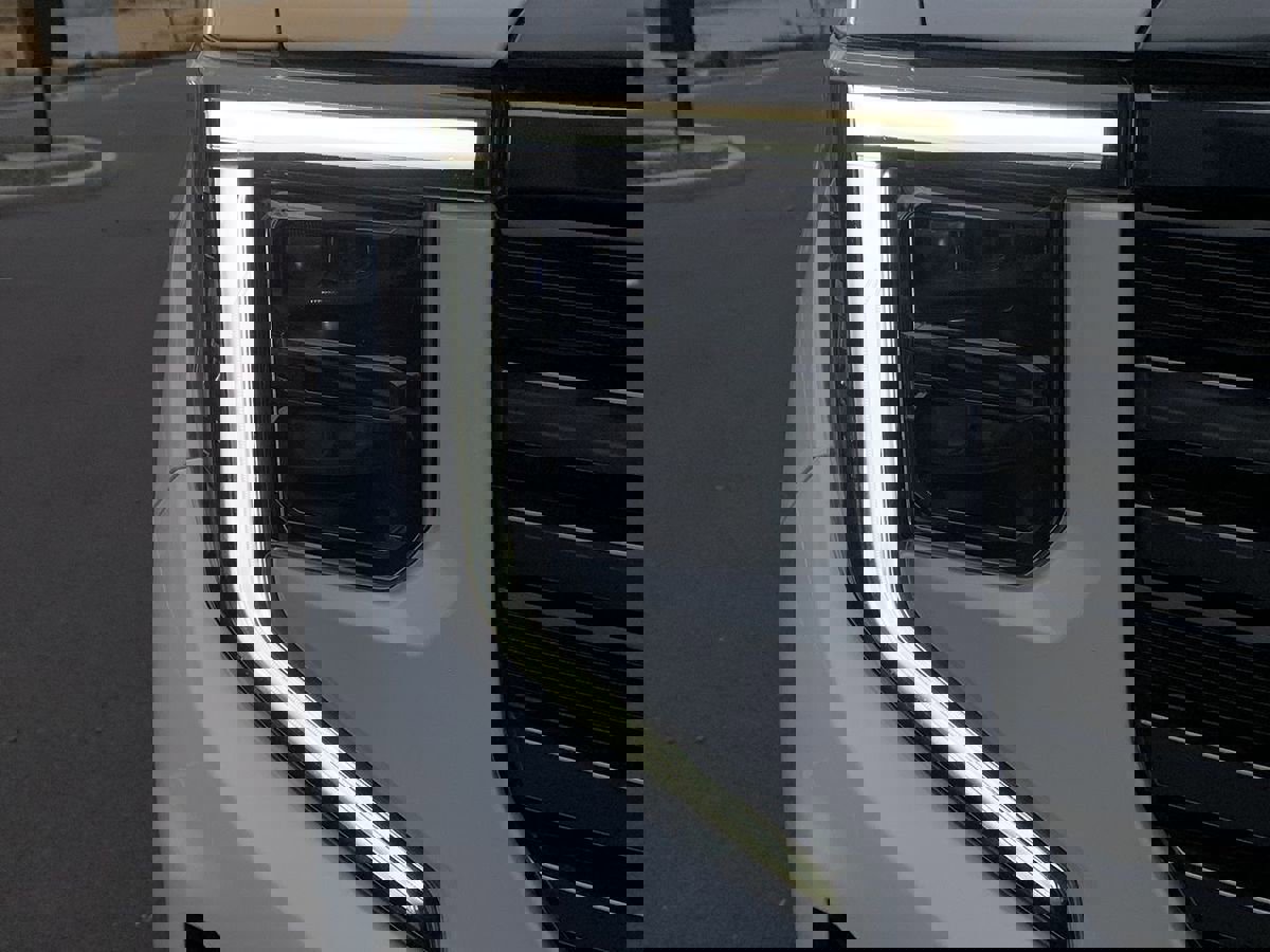 Used 2024 GMC Sierra 1500 AT4 w/ Technology Package image 9