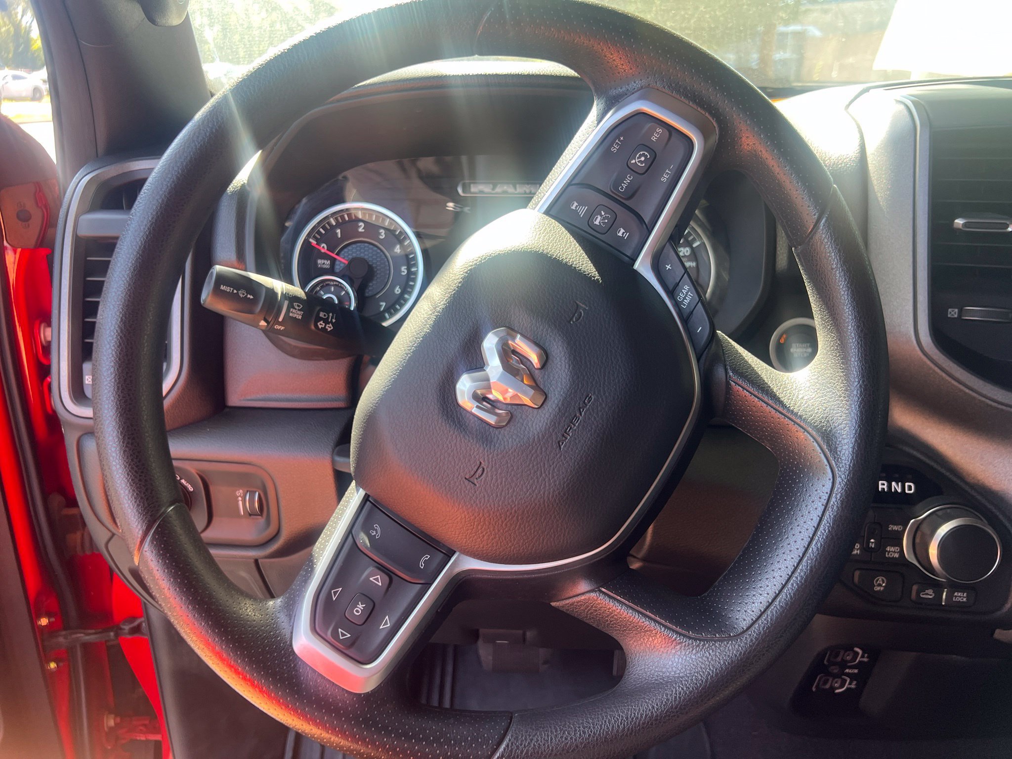 Used 2025 RAM 1500 Warlock AWD/4WD image 18